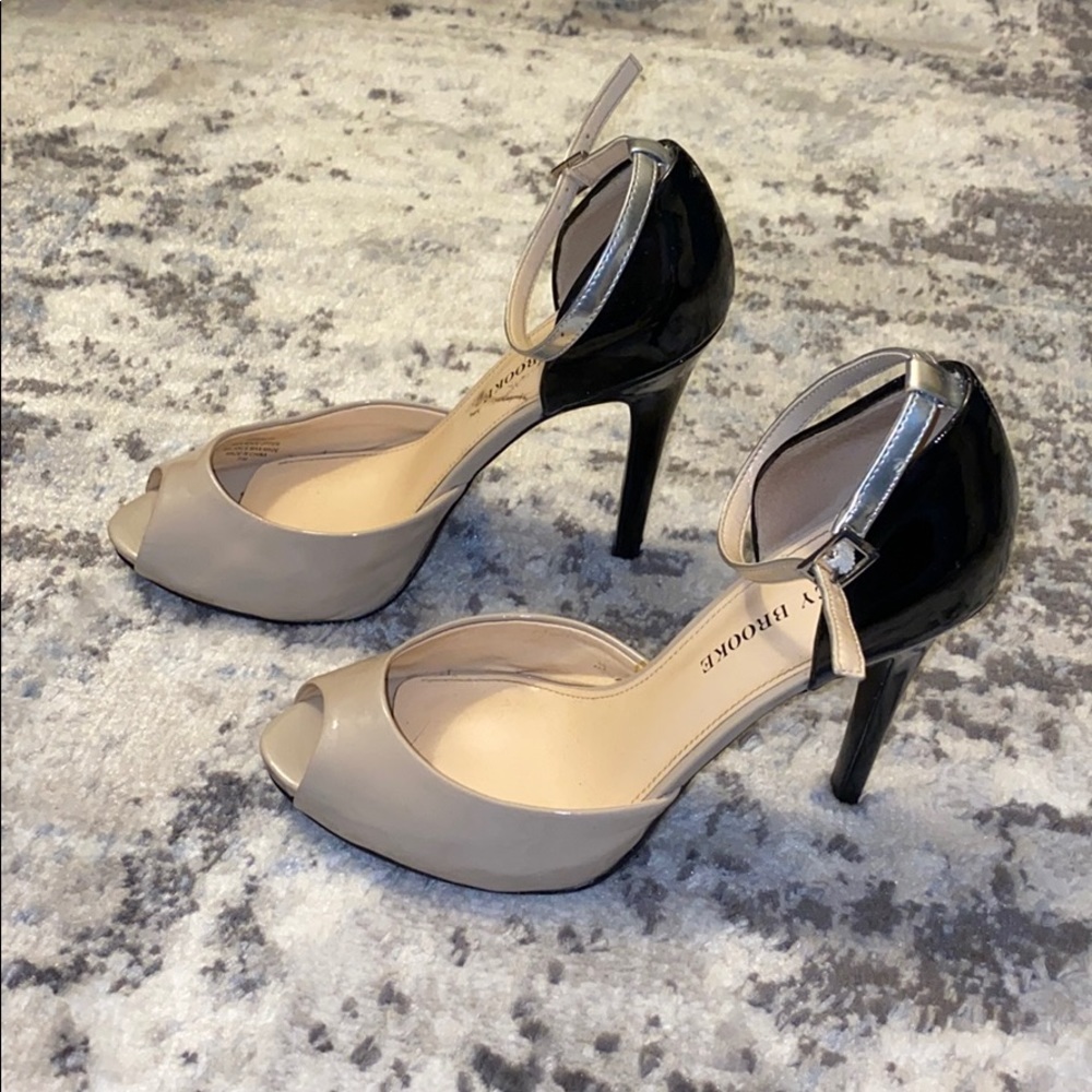 Shoes - Picture 3 of 5
